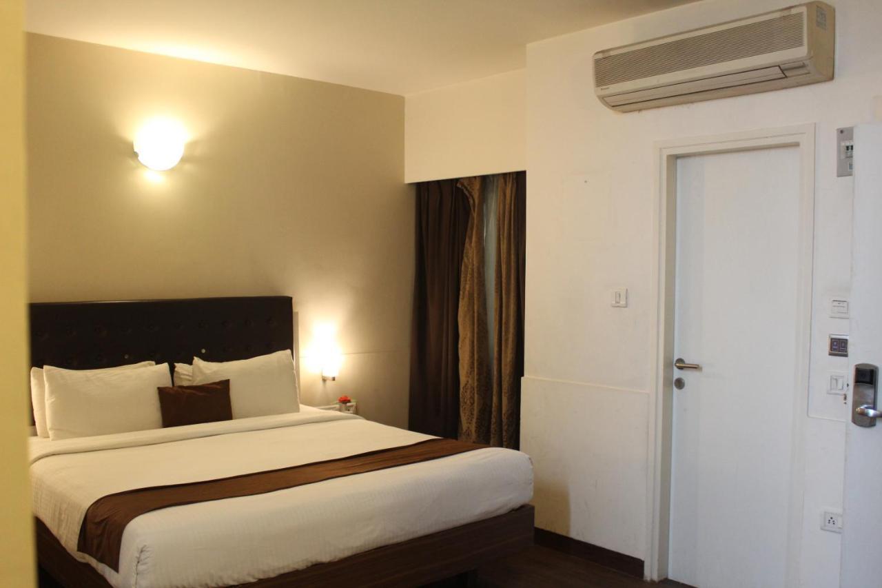 Hotel Avexia Premiere Agra Exteriér fotografie